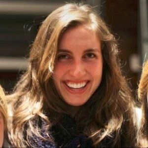 Meet your Posher, Lauren